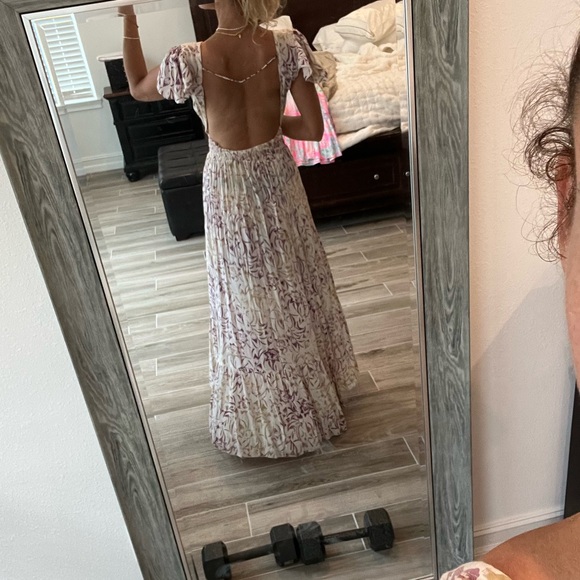 Tiare Hawaii Dress, worn once. - Picture 3 of 3